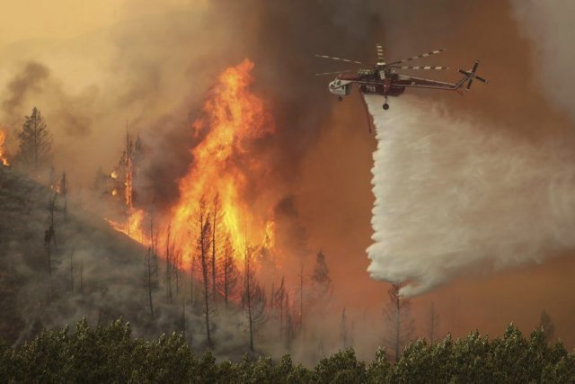 L'incendie de Beaver Creek a crû de 39... (PHOTO ASHLEY SMITH, AP)
