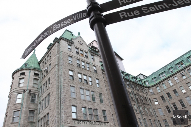 Vocation de L'Hôtel-Dieu de Québec: «Aucun stress», dit Labeaume «Je ne connais pas les plans du Dr... (Photothèque Le Soleil)