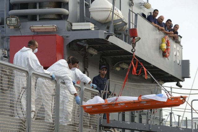 Selon la marine maltaise, le bateau a été... (PHOTO Matthew Mirabelli, AFP)