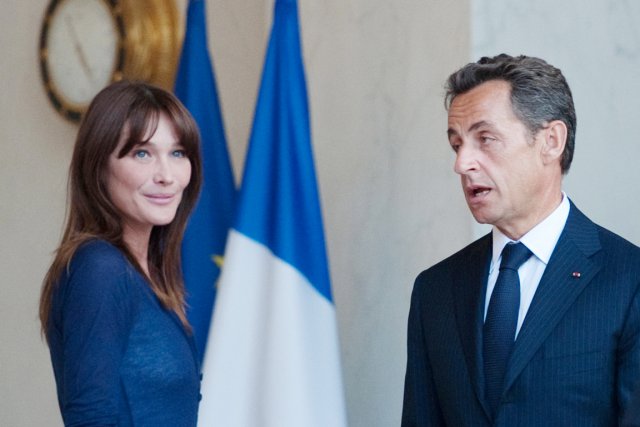 Enregistré à son insu, Sarkozy poursuivra en justice M. Sarkozy et son épouse «ne peuvent en effet... (PHOTO MARTIN BUREAU, ARCHIVES AFP)