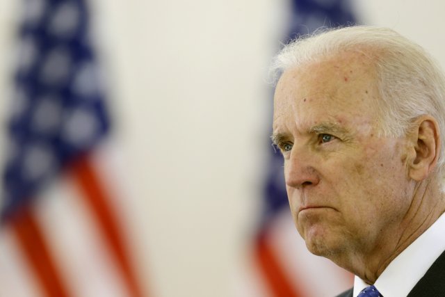 Washington pourrait déployer des troupes dans les pays baltes Le vice-président des États-Unis s'est rendu à Vilnius... (PHOTO INTS KALNINS, REUTERS)