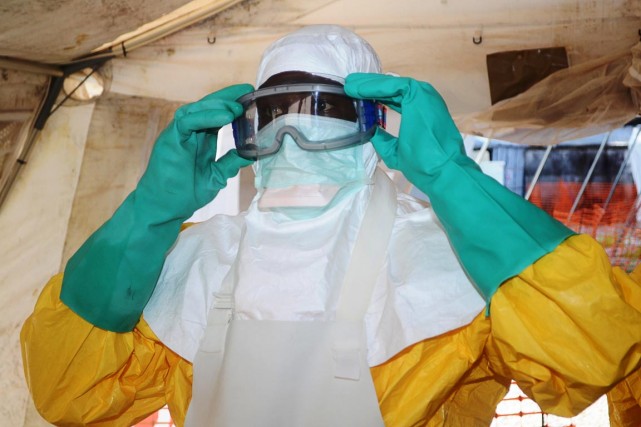  - 875358-ebola-autres-fievres-hemorragiques-tue