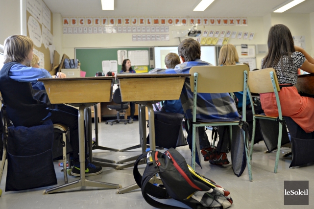 Aux épreuves de mathématiques, les élèves de la... (PHOTO PASCAL RATTHÉ, ARCHIVES LE SOLEIL)