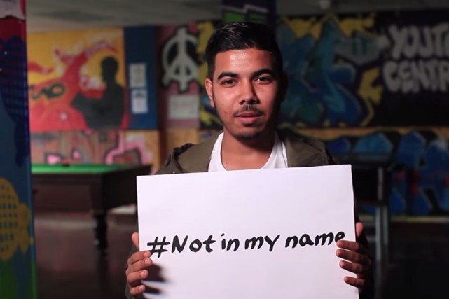 #Not in my name: de jeunes musulmans répondent à l'EI Avec la campagne #notinmyname (hashtag ou mot-clic «Pas... (IMAGE YOUTUBE)