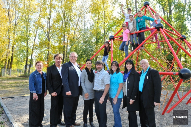 Nouveau parc-école à Maskinongé Sur la photo, on reconnaît Manon Beaudry, coordonnatrice... (Photo: Émilie O'Connor, Le Nouvelliste)