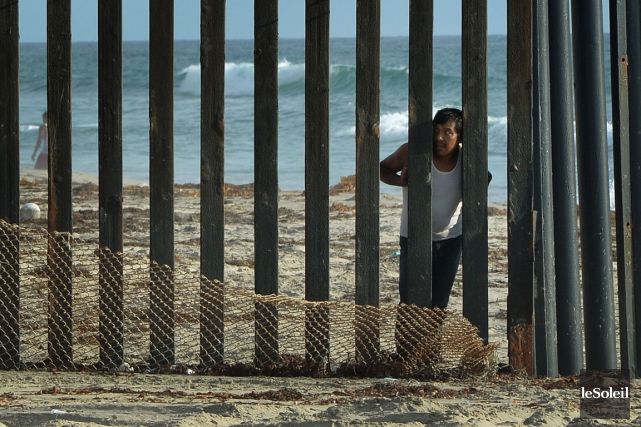 États-Unis-Mexique: le mur de 6 milliards $ À San Diego, la clôture séparant le Mexique... (Photothèque Le Soleil)