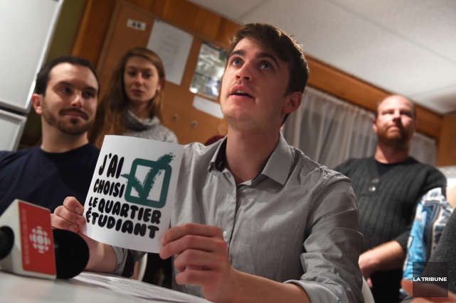 Location de chambres: étudiants et proprios s'unissent Porte-parole de la Fédération étudiante de l'Université de Sherbrooke, Joël Vaudeville a... (Imacom, René Marquis)
