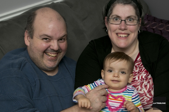 Un bébé espéré pendant 11 ans Isabelle Paradis et François Cyr sont passés par... (Imacom, René Marquis)