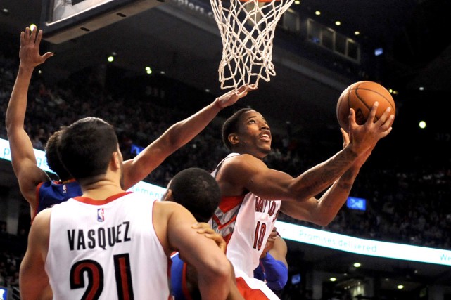 DeRozan contribue à la victoire des Raptors contre les 76ers DeRozan contribue à la victoire des Raptors contre les 76ers