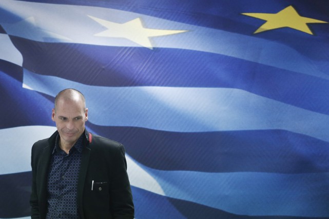 Yanis Varoufakis a passé les dernières années à... (PHOTO PETROS GIANNAKOURIS, ARCHIVES AP)