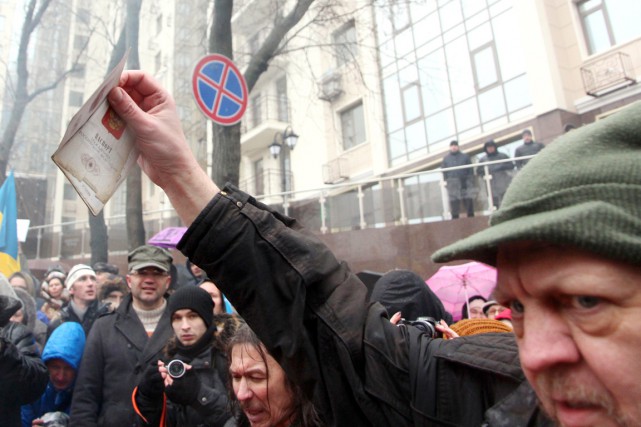 L'Ukraine restreint l'accès à son territoire pour les Russes À partir du 1er mars, les Russes désirant... (PHOTO ALEXEY KRAVTSOV, ARCHIVES AFP)
