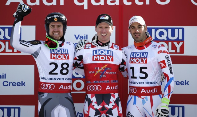 La fin d'une disette de 41 ans Cook s'avère le troisième skieur du coin à... (Associated Press)