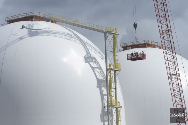 Silos vides: «Pourtant, ça avait l'air urgent...» souligne le maire Rentech, l'entreprise qui doit faire transiter par Québec... (Photothèque Le Soleil, Jean-Marie Villeneuve)