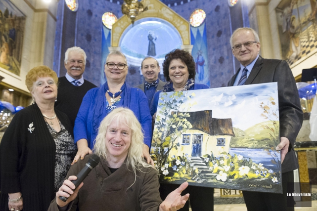 Concert pour sauver l'église Saint-Antoine-de-Padoue Le chanteur Bradfield, à l'avant, sera épaulé par... (Photo: Stéphane Lessard, Le Nouvelliste)