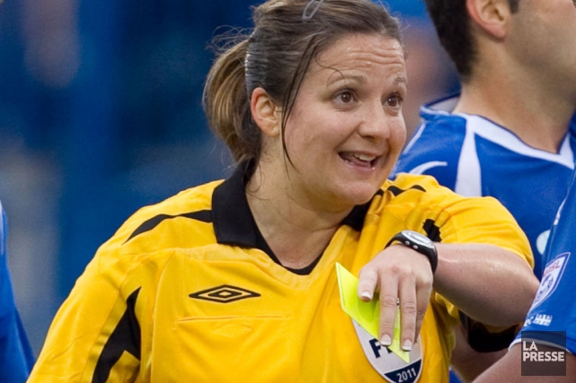 Coupe du monde de soccer féminin: quatre Canadiennes parmi les arbitres - 990181-carol-anne-chenard