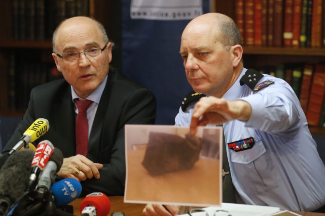 Vol 4U9525: la deuxième boîte noire retrouvée La première «boîte noire» récupérée, le Cockpit voice... (PHOTO JEAN-PAUL PELISSIER, REUTERS)