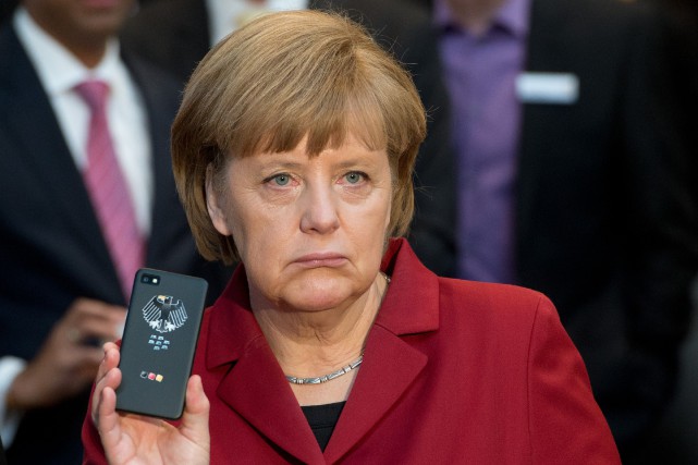 La chancelière Angela Merkel... (PHOTO JULIAN STRATENSCHULTE, AFP)