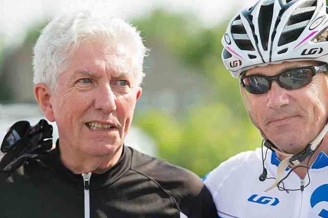 Durée maximale de campagne électorale: Gilles Duceppe souhaite une loi Prenant part à une tournée cycliste pré-électorale, le... (La Presse Canadienne, Graham Hugues)
