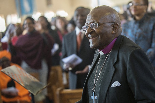 Desmond Tutu... (PHOTO MUJAHID SAFODIEN, ARCHIVES AFP)