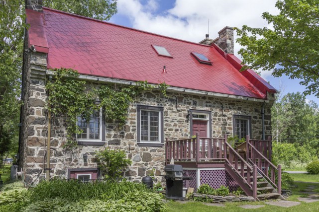 Maison patrimoniale \u00e0 Brossard | Pierre Desch\u00eanes | Maisons de luxe