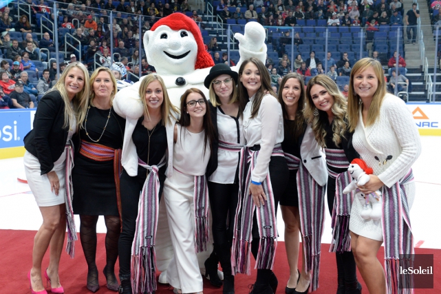 Les Duchesses n'ont pas dit leur dernier mot L'animatrice Mahée Paiement, présidente du jury des duchesses,... (Le Soleil, Jean-Marie Villeneuve)