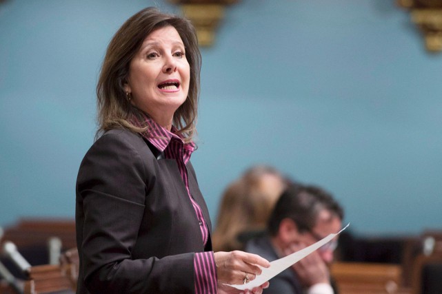Le PQ dépose un projet de loi contre la légalisation des frais accessoires La députée péquiste de Taillon et critique en... (La Presse Canadienne, Jacques Boissinot)