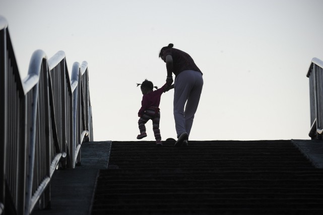 La Chine a annoncé jeudi la fin de la politique controversée de l'enfant... (PHOTO WANG ZHAO, ARCHIVES AFP)
