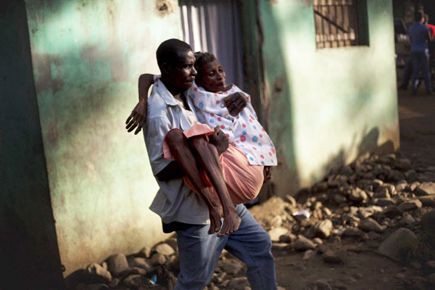 Augmenter l'aide internationale Sur ce cliché pris le 23 novembre dernier,... (Photo: Emilio Morenatti, AP)