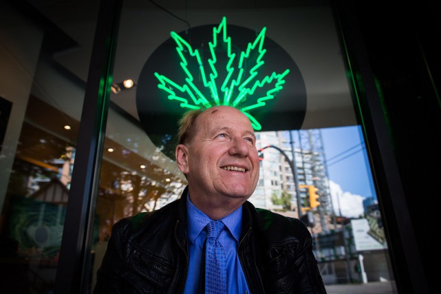 Le propriétaire d'une chaîne de magasins de cannabis... (Photo Darryl Dyck, archives La Presse Canadienne)