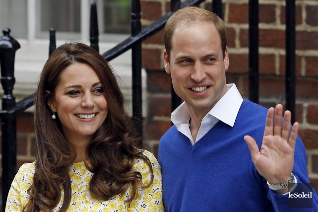 APTOPIX Britain Royal Baby Britain's Prince William and Kate, Duchess of Cambridge... (Photothèque Le Soleil, AP, Kirsty Wigglesworth)