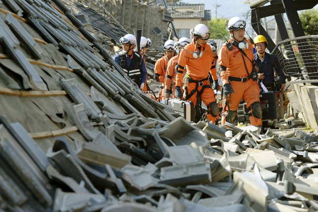 Plusieurs tremblements de terre au Japon en avril... (Kyodo, REUTERS)