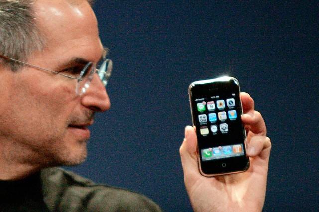 L'iPhone a été présenté au grand public par... (PHOTO KIMBERLY WHITE, ARCHIVES REUTERS)