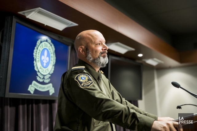 A13: la SQ suspend l'officier responsable de l'opération de secours La direction de la SQ estime que l'axe... (Photo Marco Campanozzi, La Presse)
