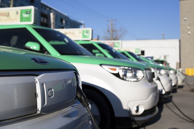 teo004.jpg En pleine crise du taxi-contre-Uber, le gouvernement Couillard... (Photothèque Le Soleil)