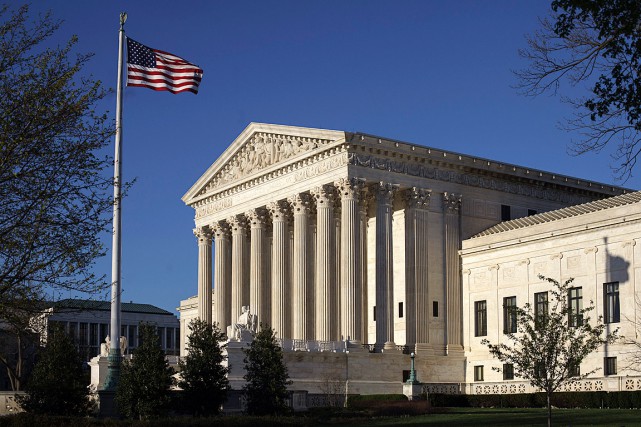 Cour supreme des etats unis dissertation