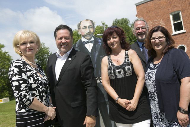 Des pionniers à découvrir Dans l'ordre habituel, Julie Boulet, député de Laviolette,... (Olivier Croteau)