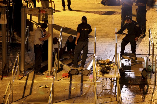 Israël retire les détecteurs de métaux de l'esplanade des Mosquées
