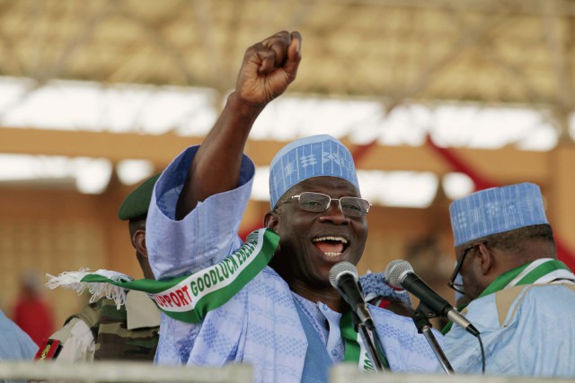 L'ex-président nigérian Goodluck Jonathan a fait voter en... (ARCHIVES REUTERS)