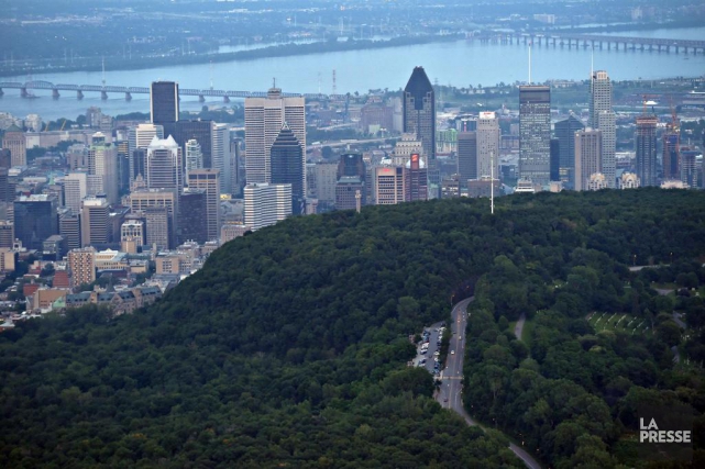 Fermeture de Camillien-Houde: l'opposition veut une consultation publique Dans une volonté de rendre le parc du... (PHOTO BERNARD BRAULT, ARCHIVES LA PRESSE)