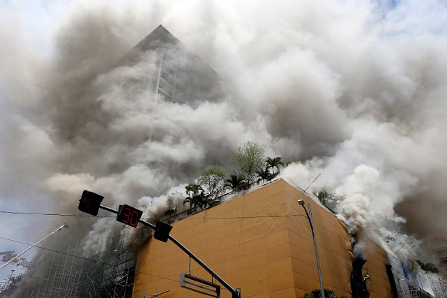 Philippines: 3 morts et 23 blessés dans l'incendie d'un hôtel