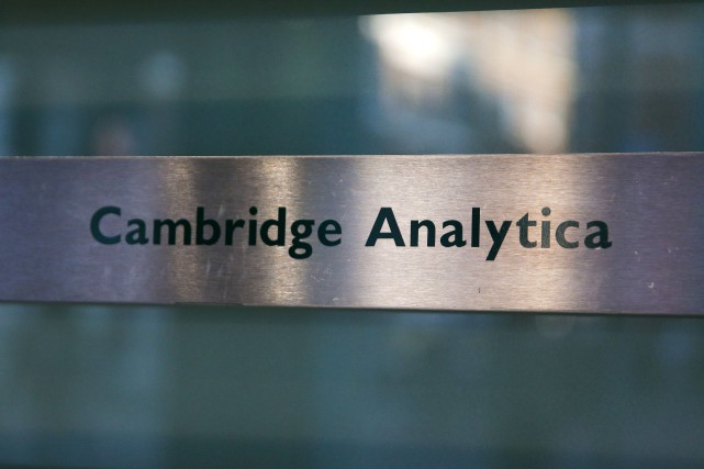 Cambridge Analytica: les données auraient été utilisées pour propager la peur La spécialiste, qui a interviewé des employés du... (Photo Daniel Leal-Olivas, archives Agence France-Presse)