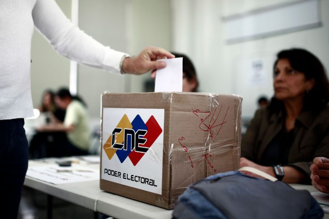 Les Vénézuéliens votent au milieu de la pire crise de leur histoire