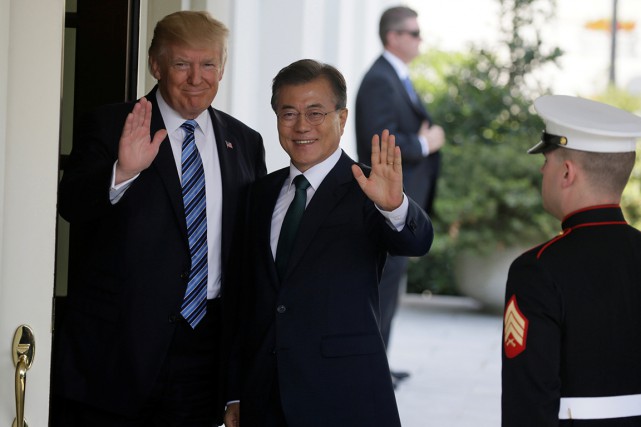 Sommet avec Kim: Trump reçoit le président sud-coréen