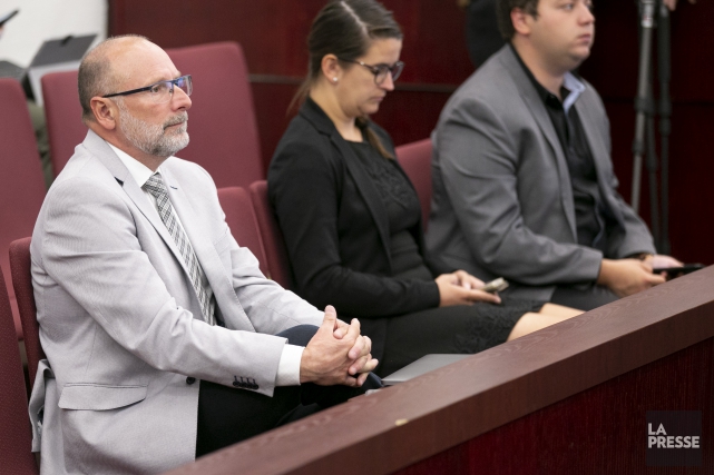 Laval: le chef de l'opposition en appelle à la collaboration des élus Selon Michel Trottier (à gauche), la collaboration entre... (Photo David Boily, La Presse)