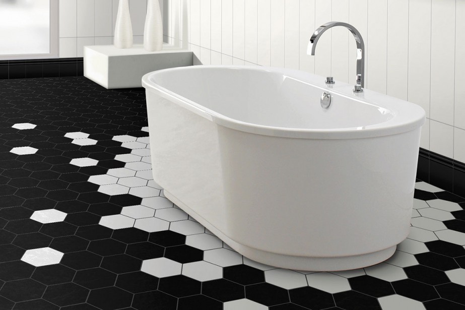 motifs originaux, comme au plancher de cette salle de bain. Les tuiles 