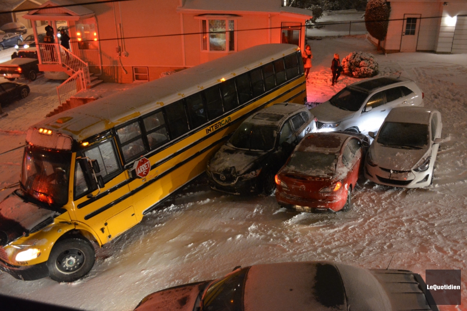 Le chaos sur les routes à Saguenay - LaPresse.ca