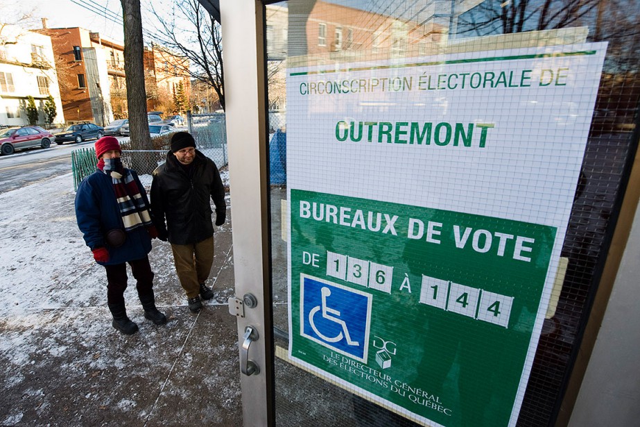 Carte électorale: la fusion d'Outremont et de Mont-Royal contestée en cour - LaPresse.ca
