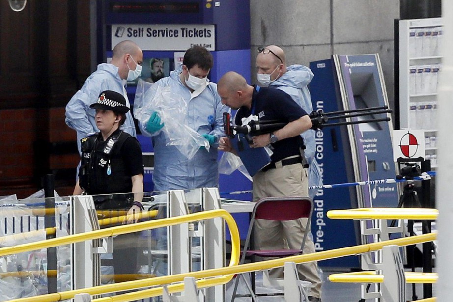 Le niveau d'alerte terroriste au Royaume-Uni a été renforcé, et... (PHOTO AP)