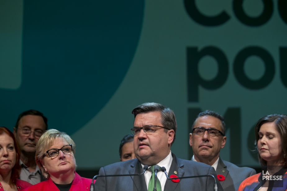 Denis Coderre lors de son discours de défaite,... (PHOTO DAVID BOILY, ARCHIVES LA PRESSE)