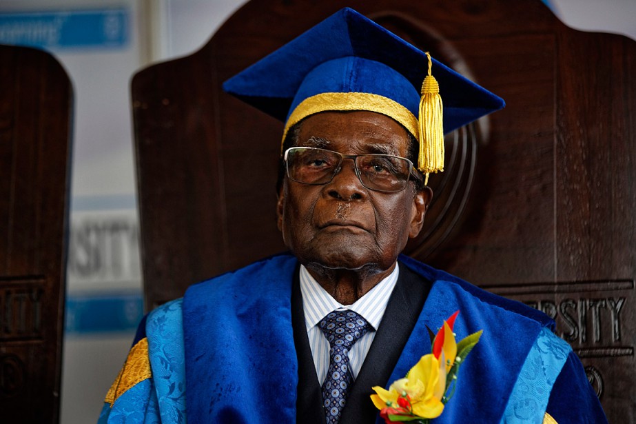Zimbabwe: le président Mugabe expulsé par son parti